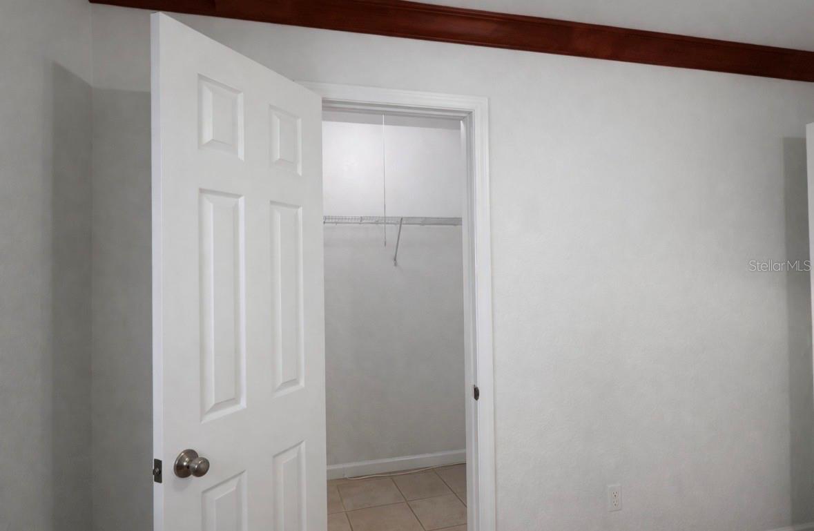 Image 28 of 35 For 4407 Semoran Boulevard 2