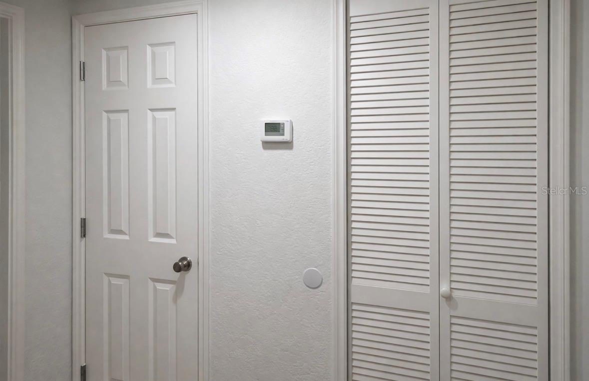 Image 9 of 35 For 4407 Semoran Boulevard 2