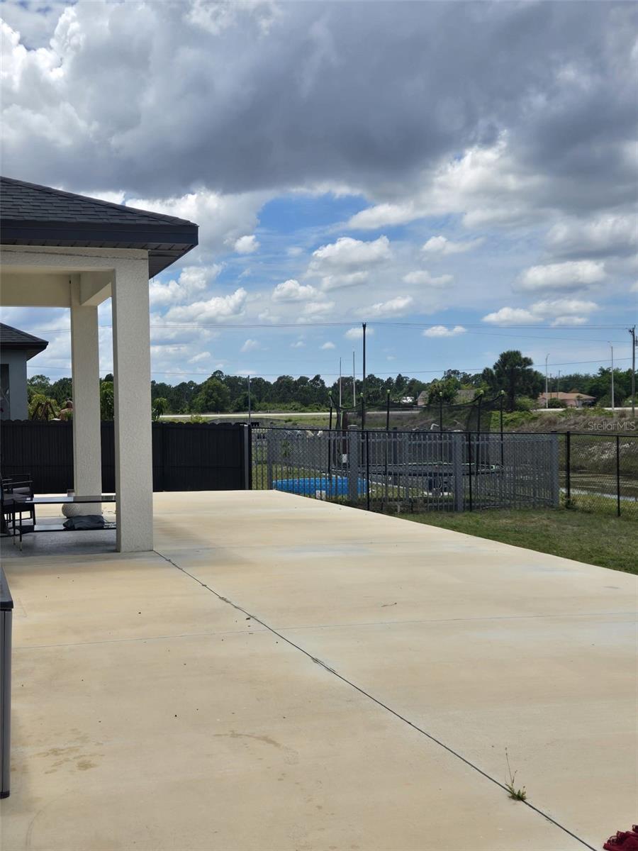 Image 18 of 25 For 1156 Helen Avenue S