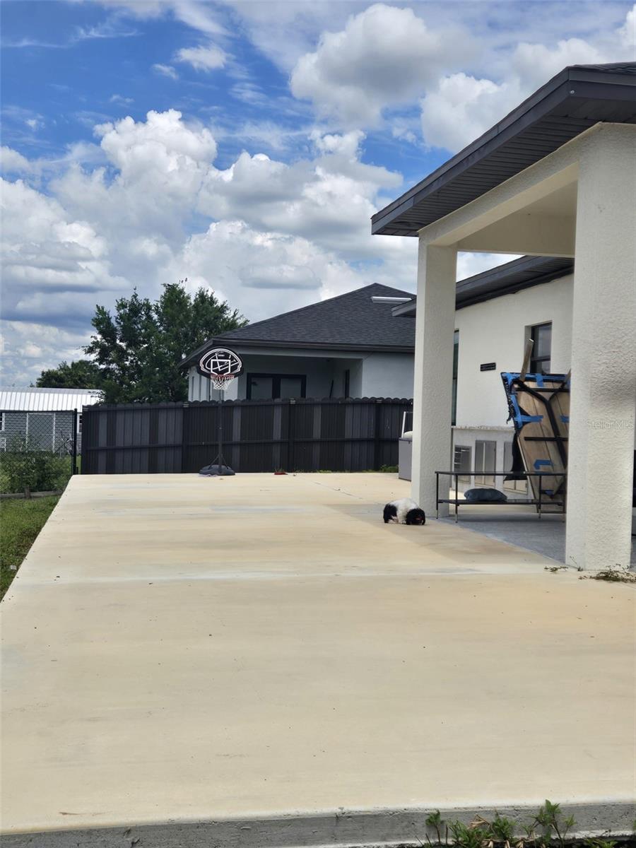 Image 21 of 25 For 1156 Helen Avenue S