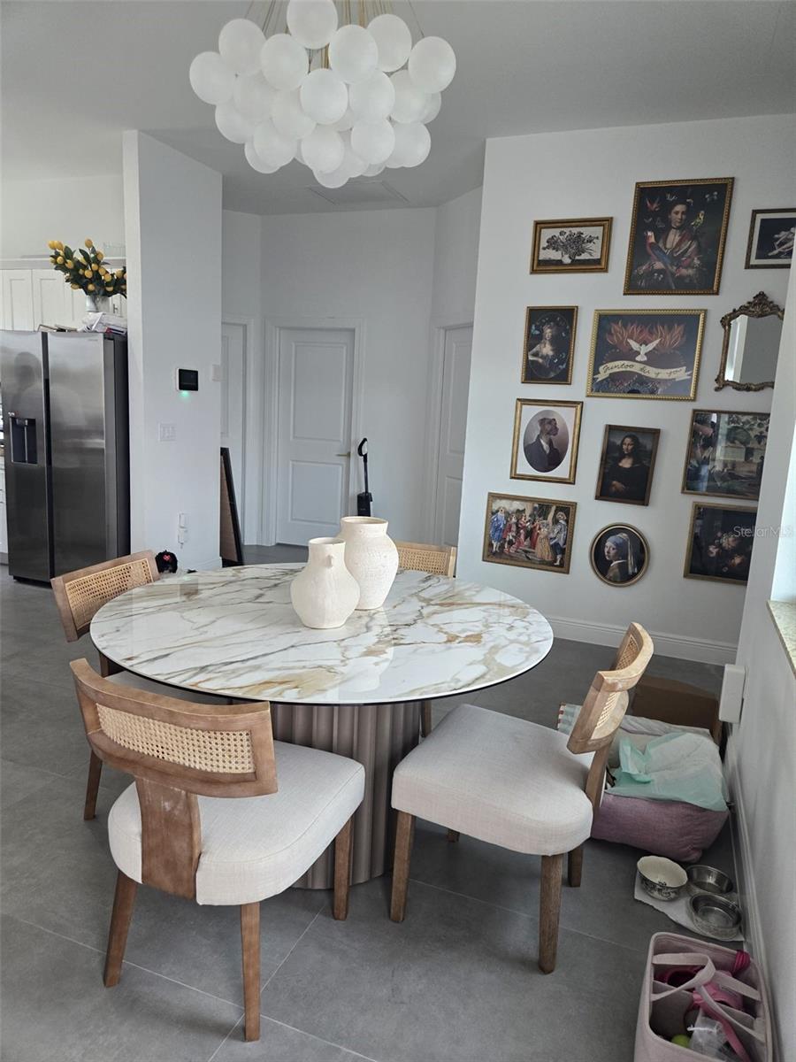 Image 5 of 25 For 1156 Helen Avenue S