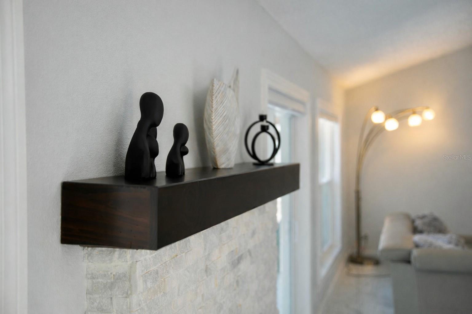 Image 11 of 54 For 1461 Mona Drive