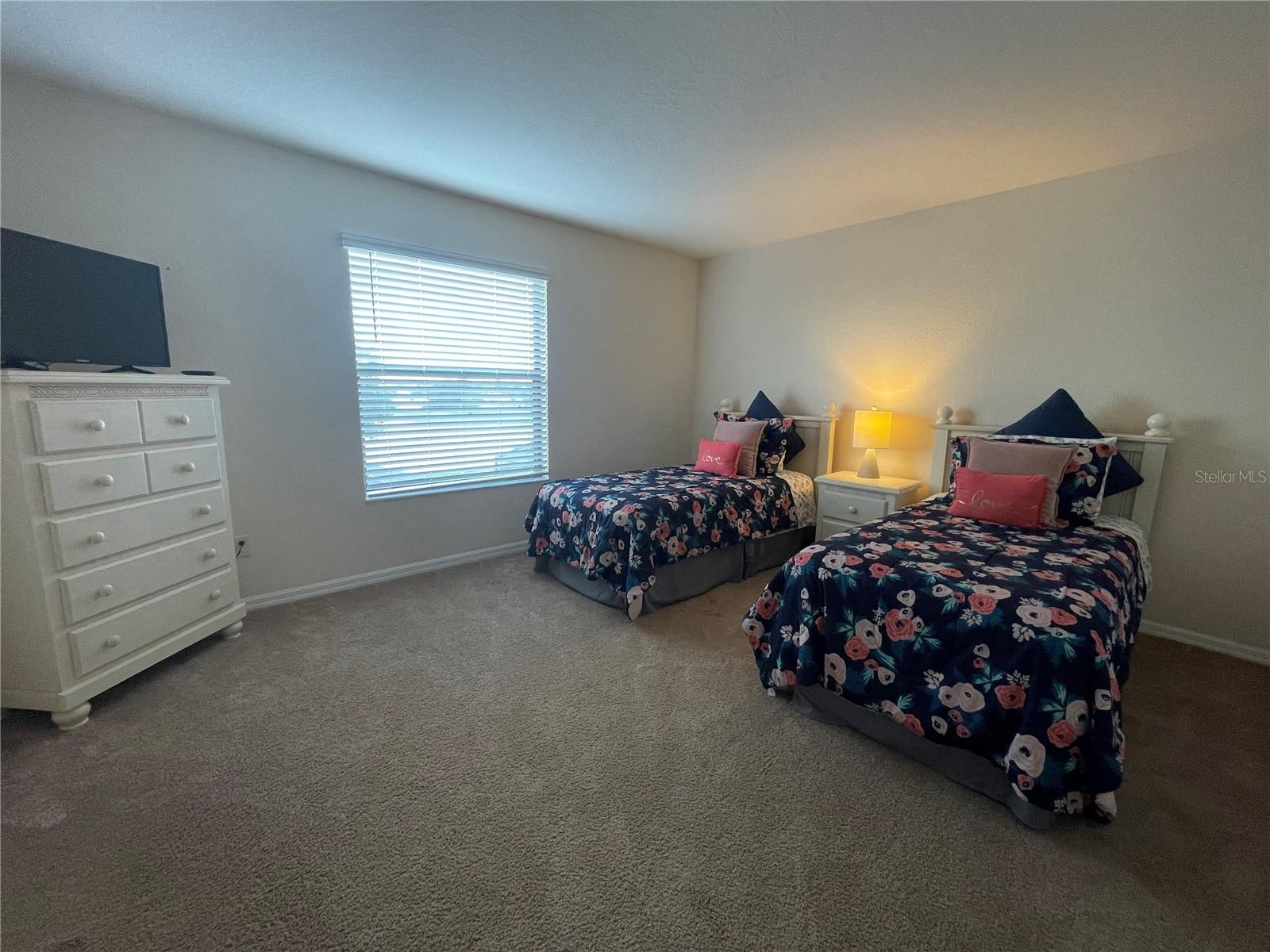 Image 33 of 68 For 141 Summer Place Loop