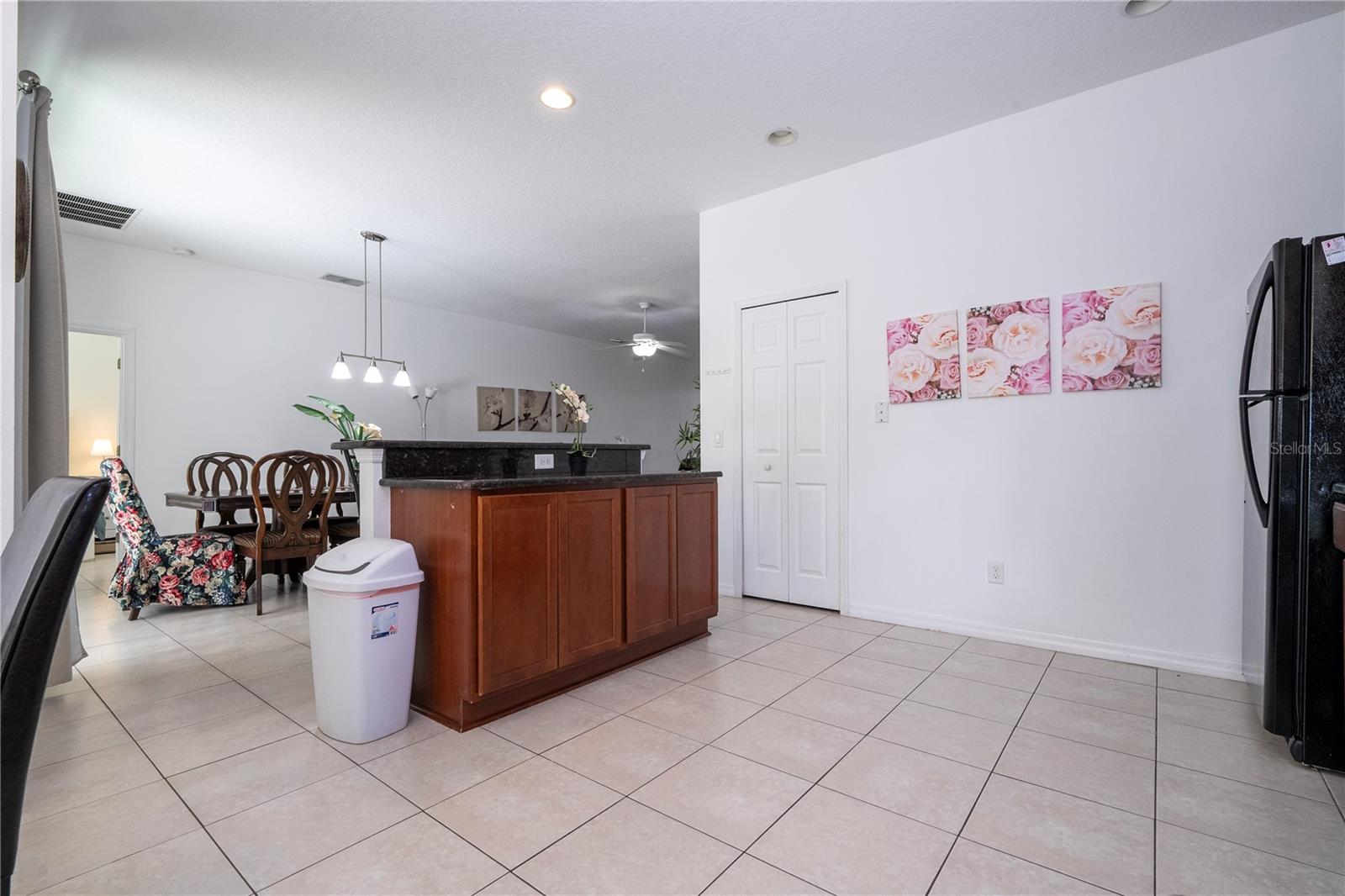 Image 16 of 24 For 4724 Blue Diamond Street