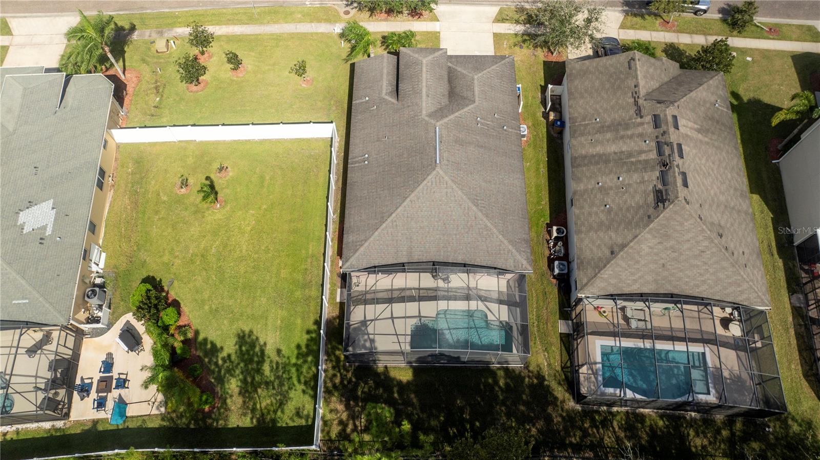 Image 2 of 24 For 4724 Blue Diamond Street