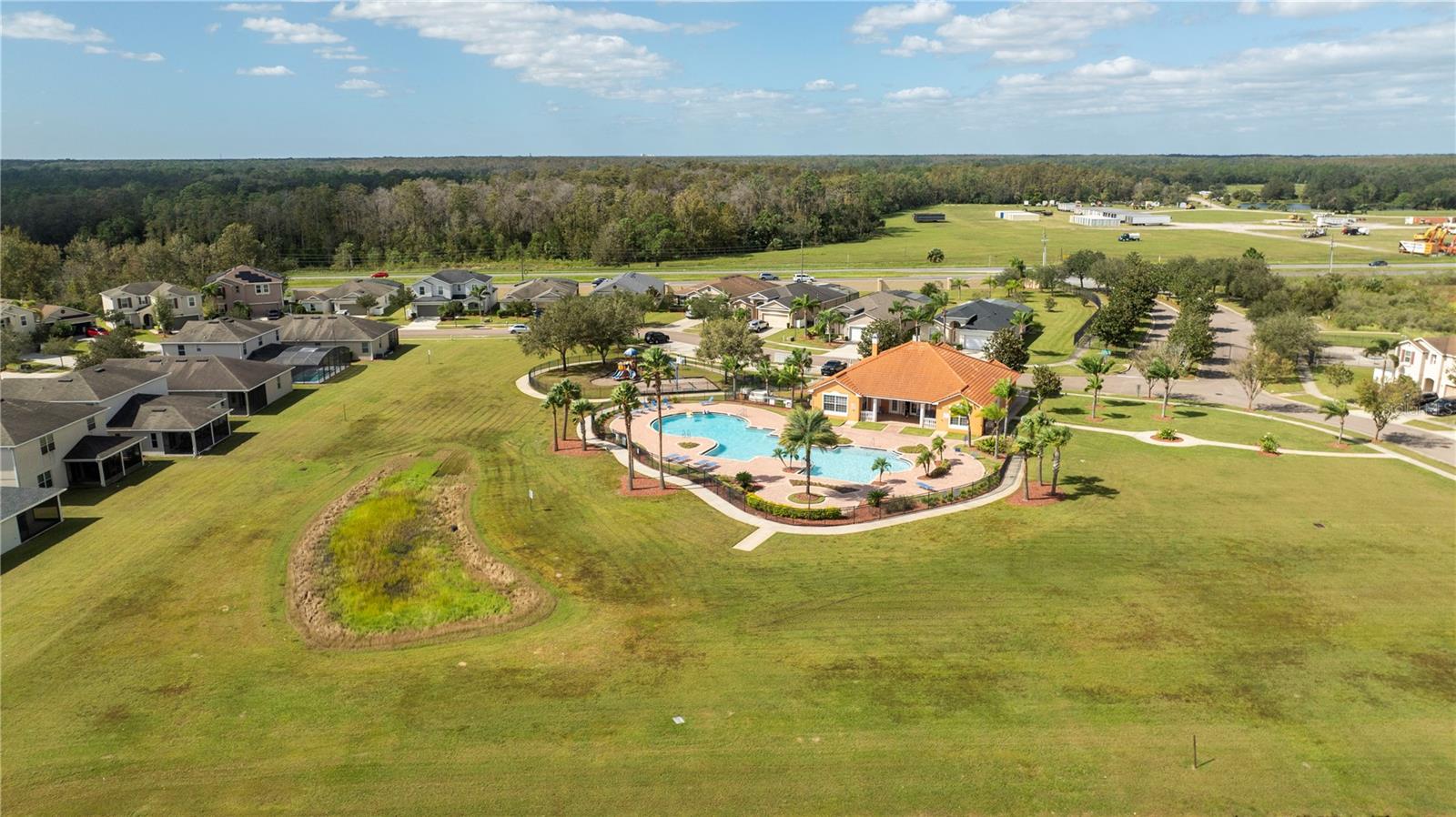 Image 3 of 24 For 4724 Blue Diamond Street