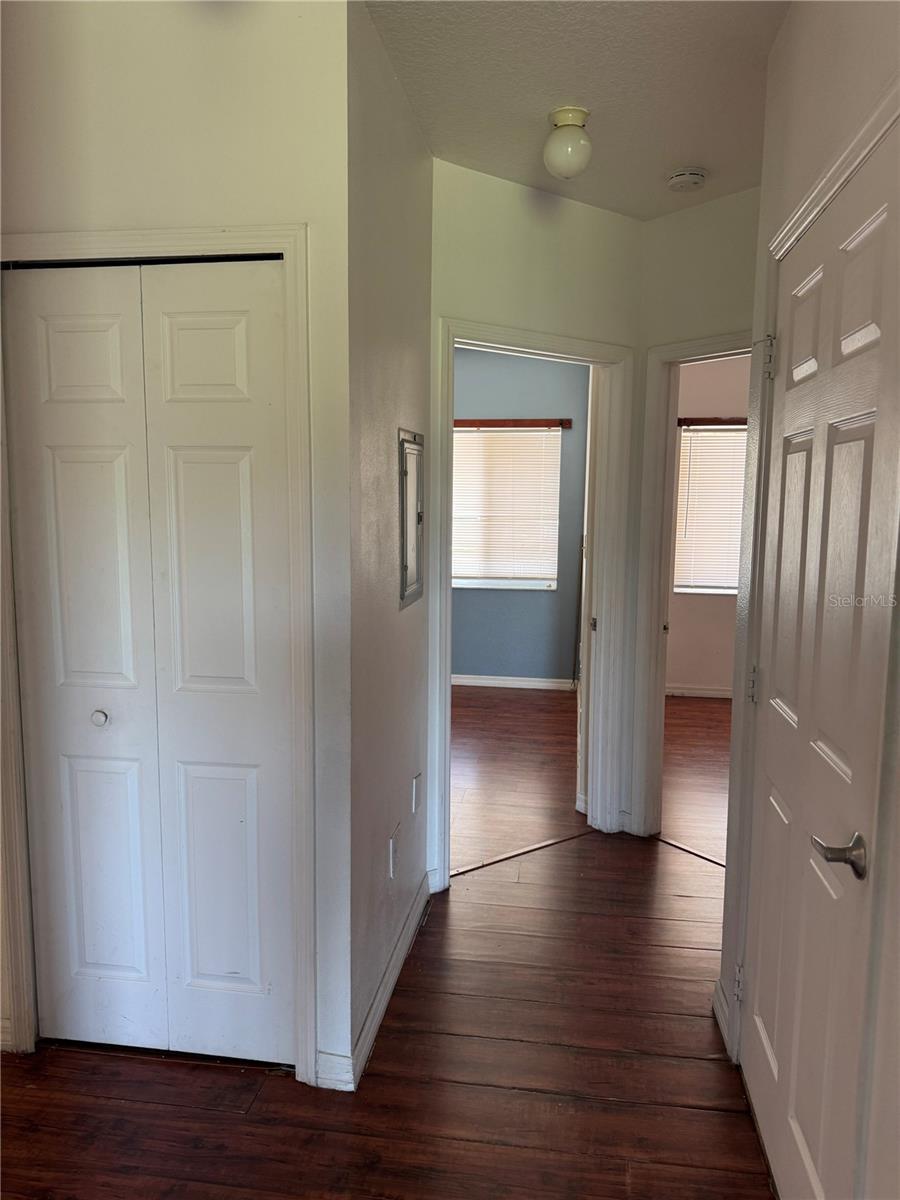 Image 11 of 26 For 495 Las Cortes Lane 203