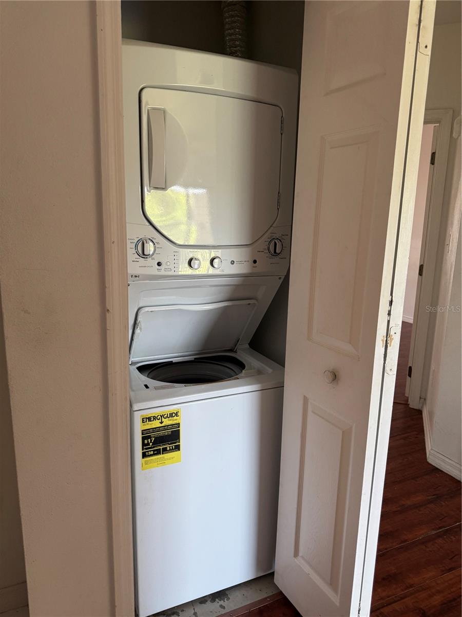 Image 23 of 26 For 495 Las Cortes Lane 203