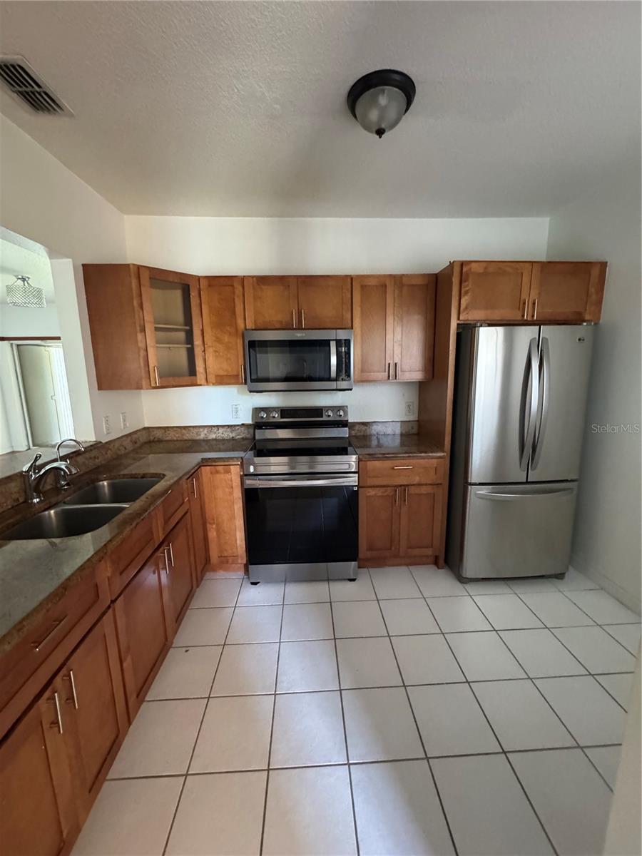 Image 4 of 26 For 495 Las Cortes Lane 203