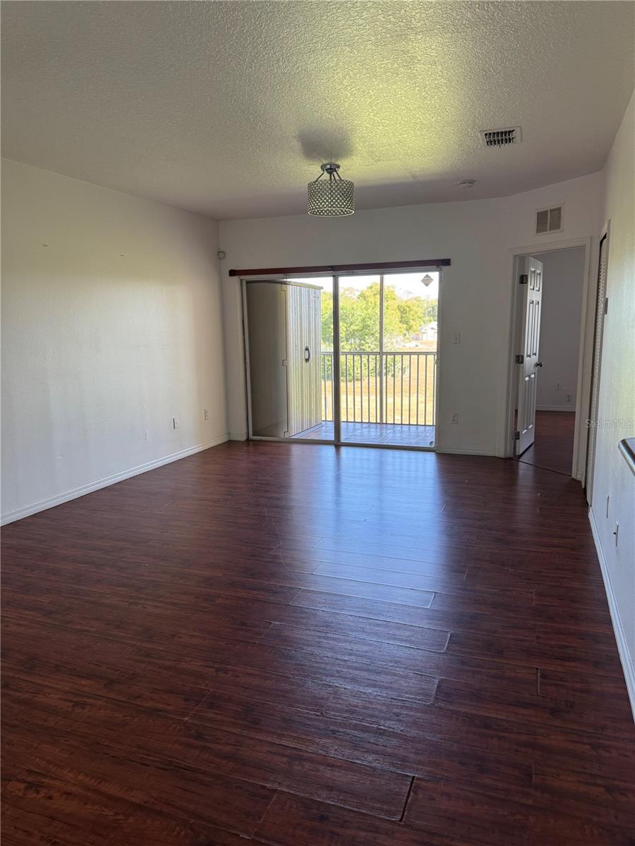 Image 8 of 26 For 495 Las Cortes Lane 203