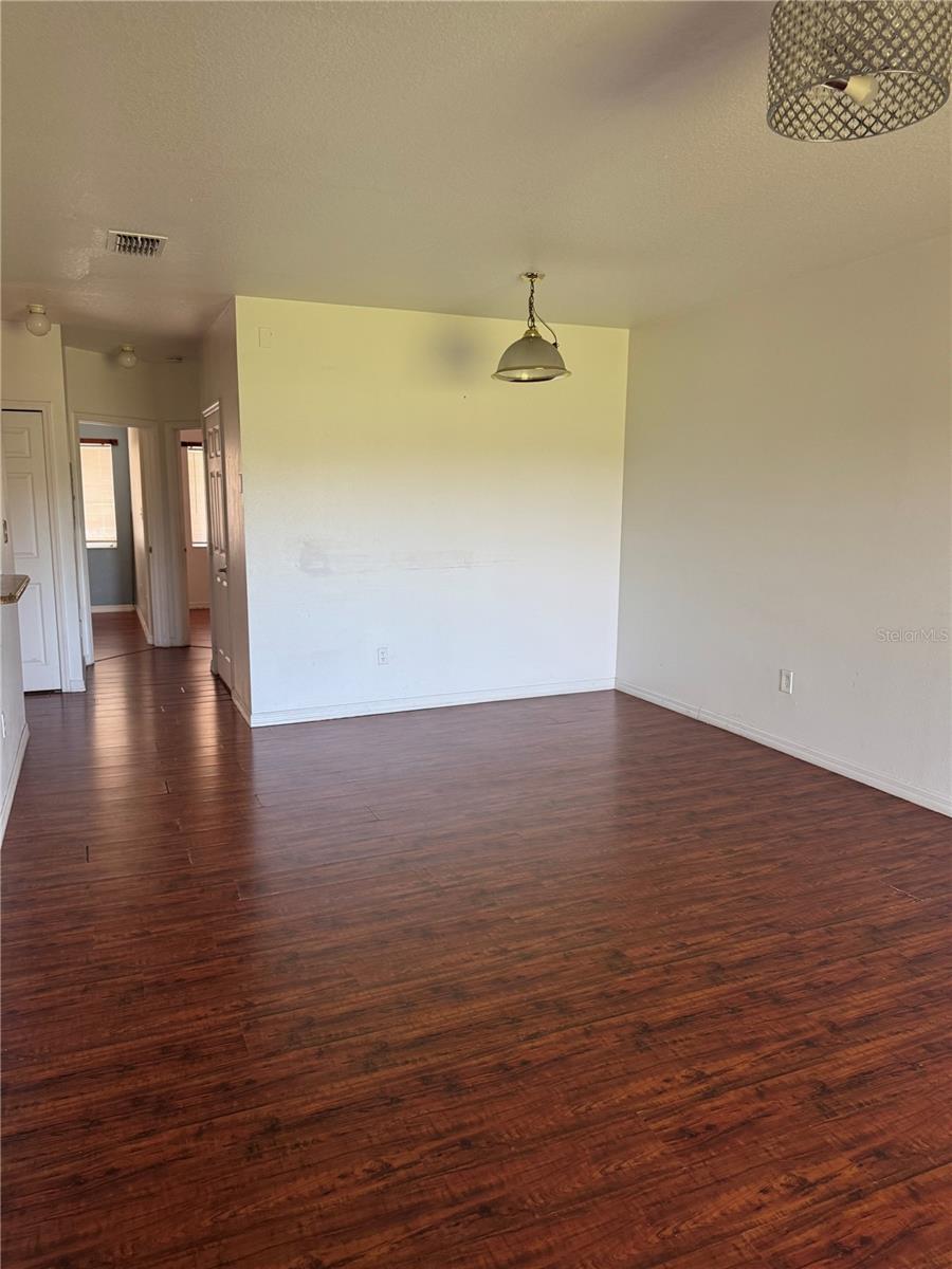 Image 9 of 26 For 495 Las Cortes Lane 203