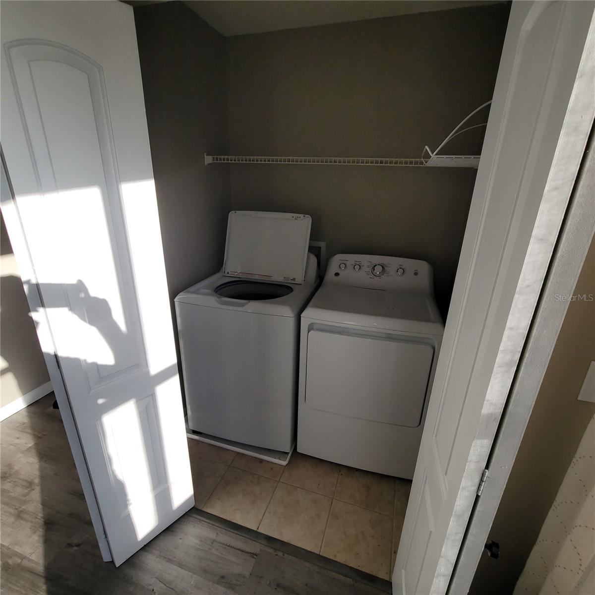 Image 14 of 21 For 5160 Conroy Road 1422