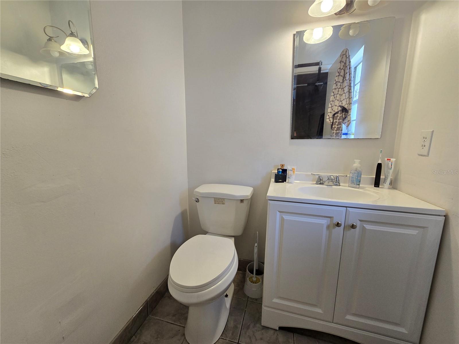 Image 31 of 42 For 1407 Ohio Avenue