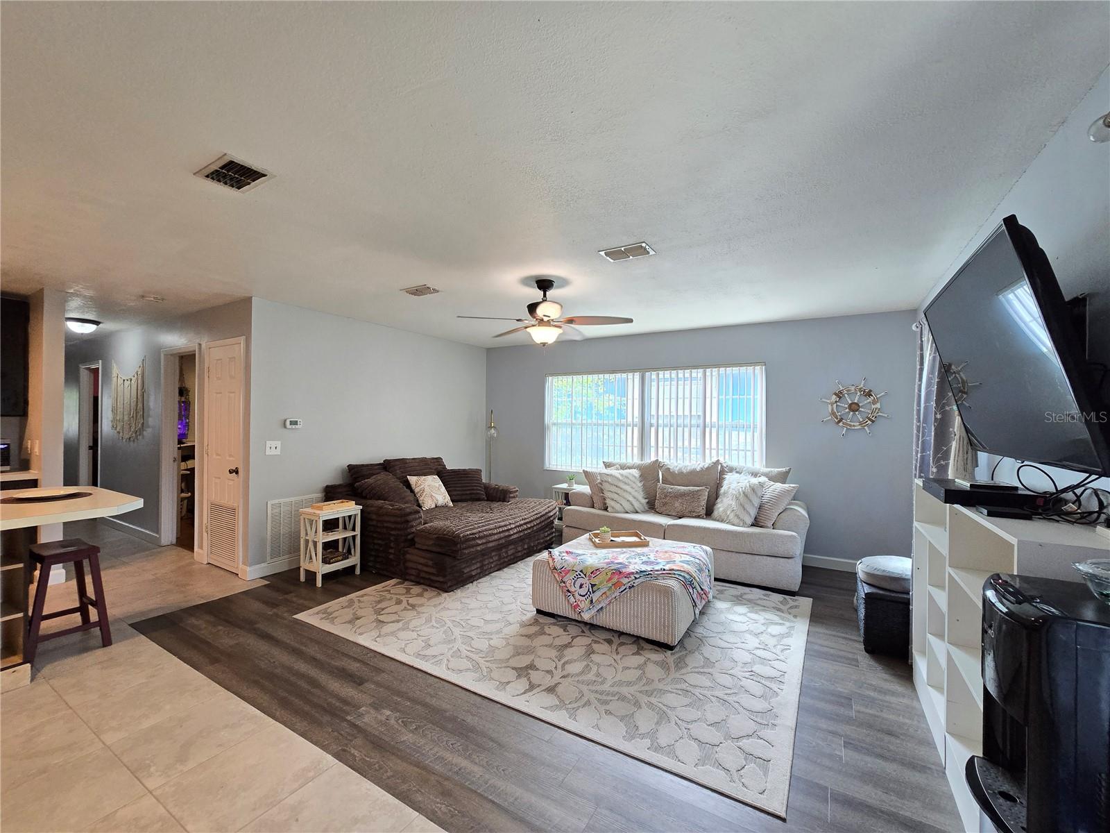 Image 5 of 42 For 1407 Ohio Avenue