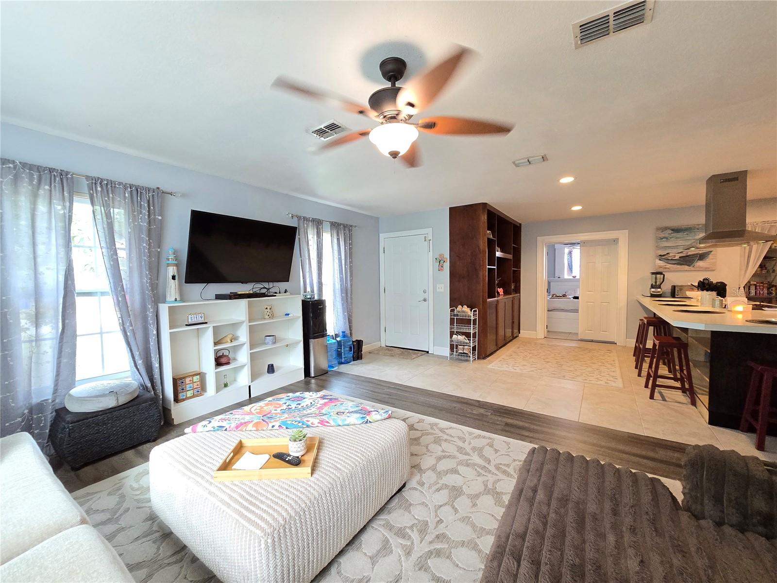 Image 7 of 42 For 1407 Ohio Avenue