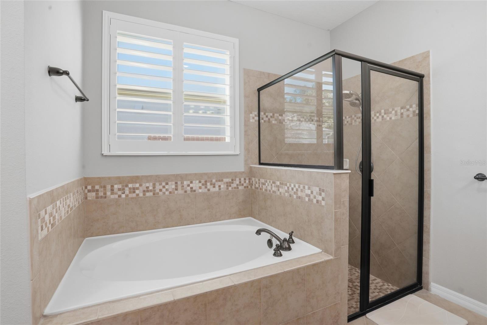 Image 22 of 66 For 1432 Brookhaven Court