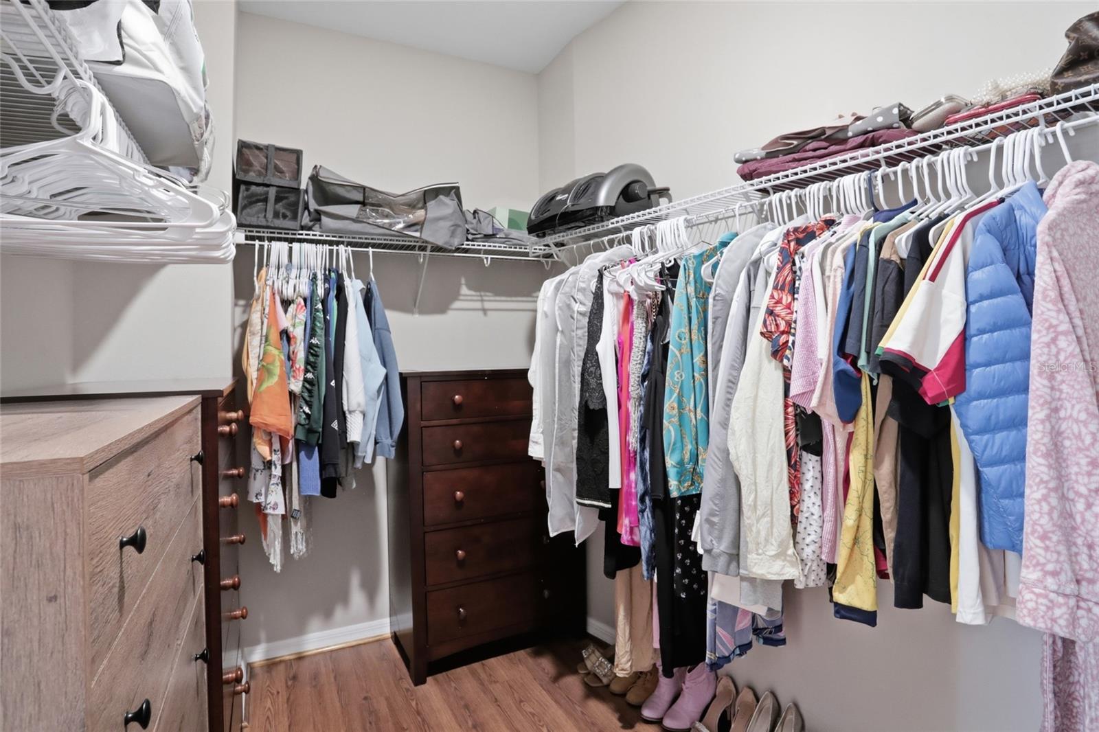 Image 27 of 66 For 1432 Brookhaven Court