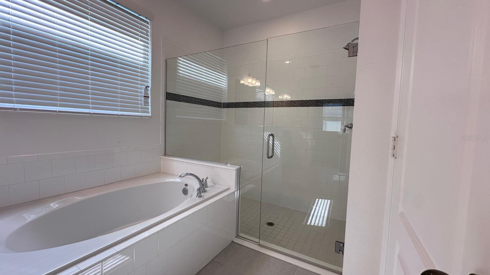 Image 28 of 40 For 3331 Forton Drive