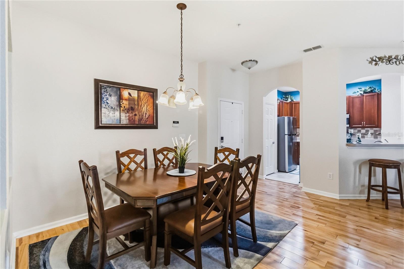 Image 11 of 29 For 3001 Laurel Park Lane 106