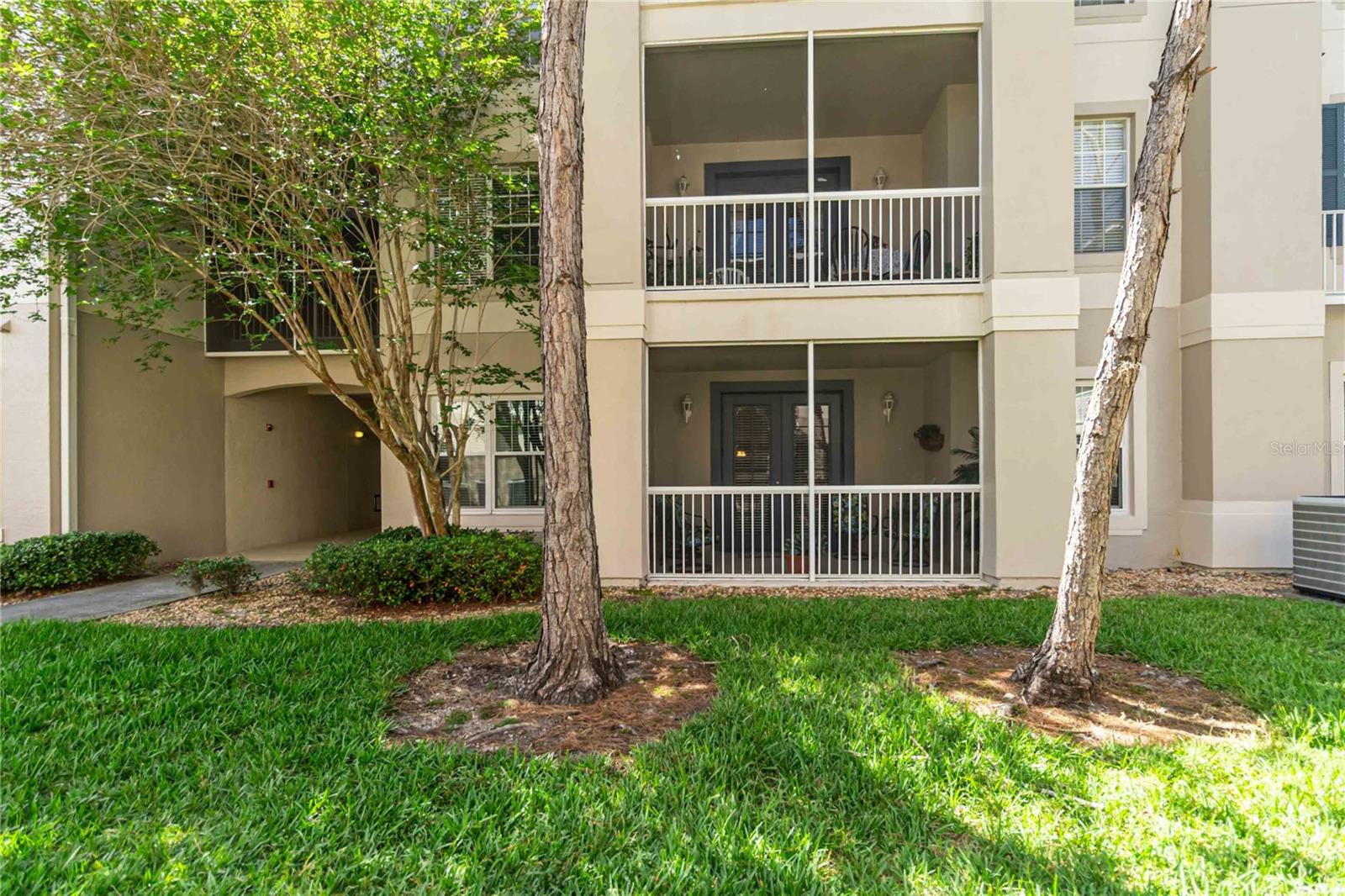 Image 2 of 29 For 3001 Laurel Park Lane 106