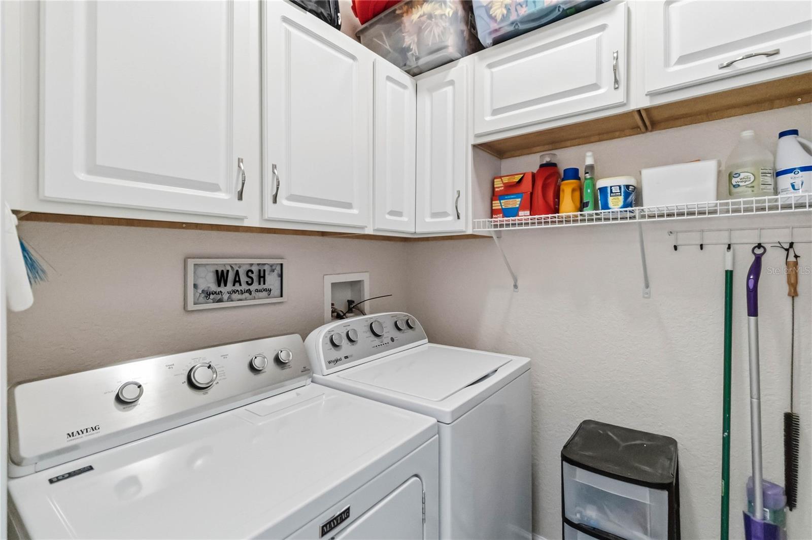 Image 25 of 29 For 3001 Laurel Park Lane 106