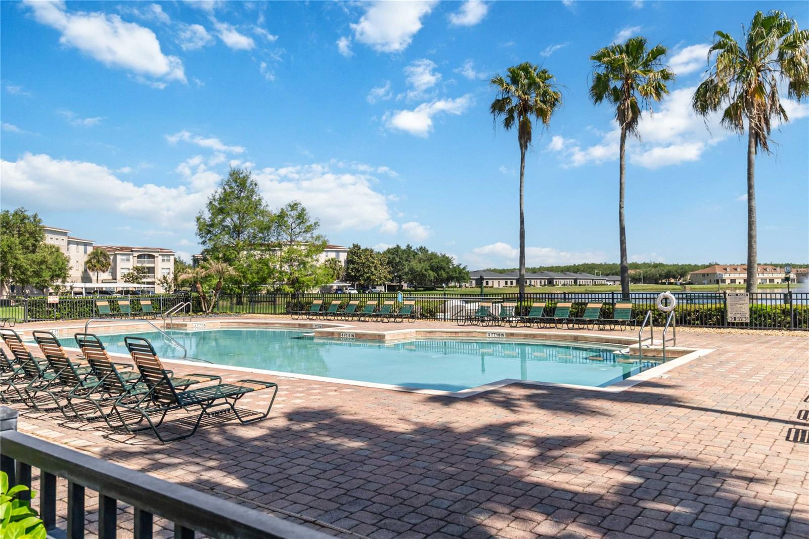 Image 28 of 29 For 3001 Laurel Park Lane 106