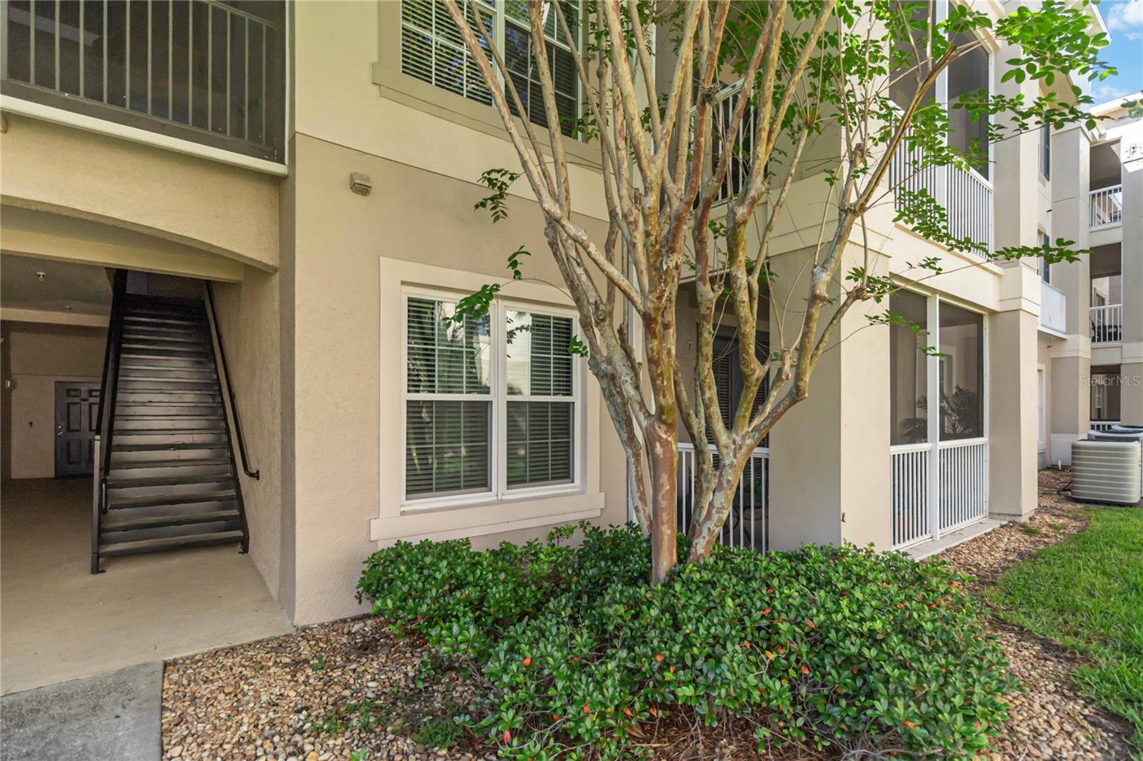 Image 3 of 29 For 3001 Laurel Park Lane 106