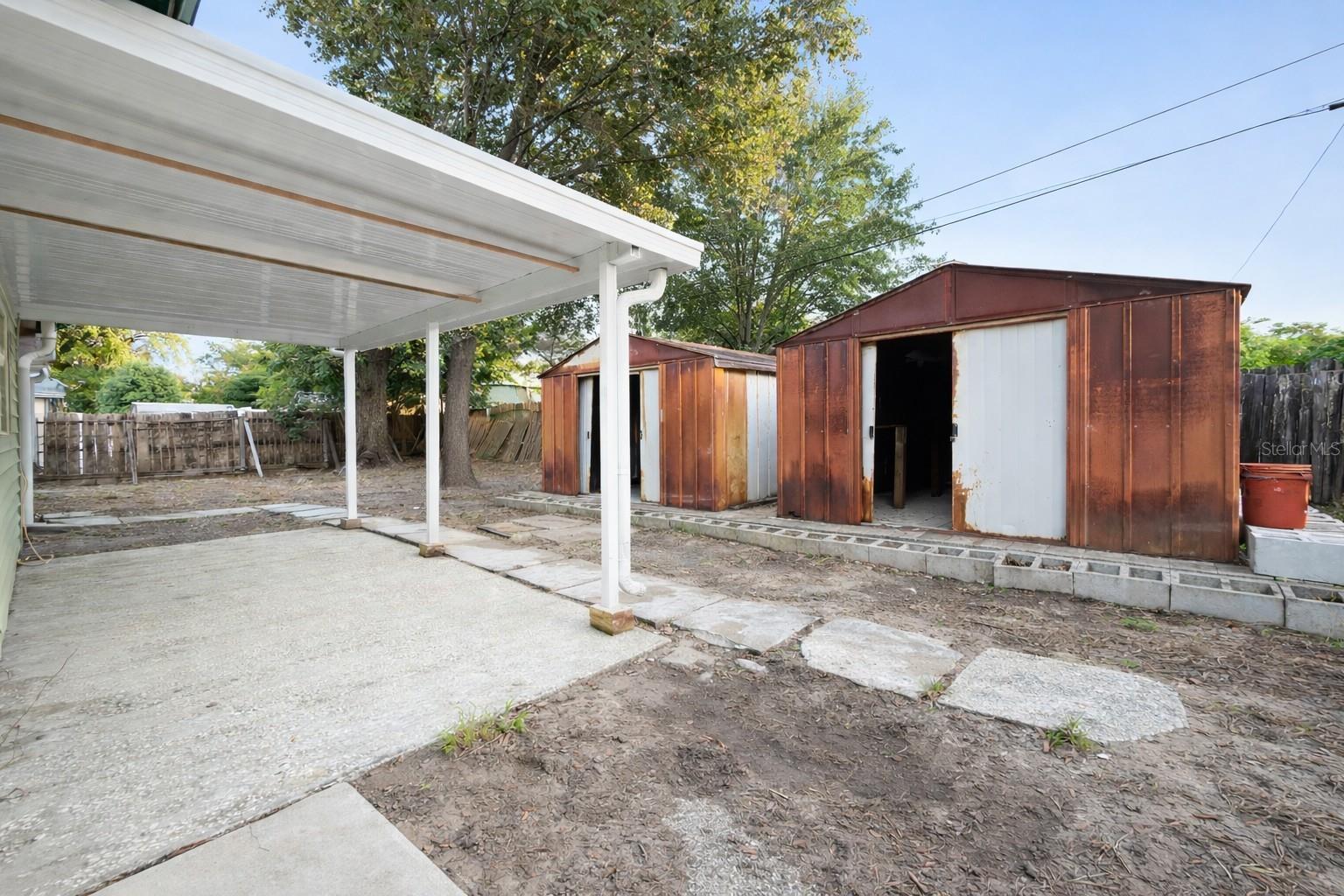 Image 8 of 11 For 7006 Valiant Court