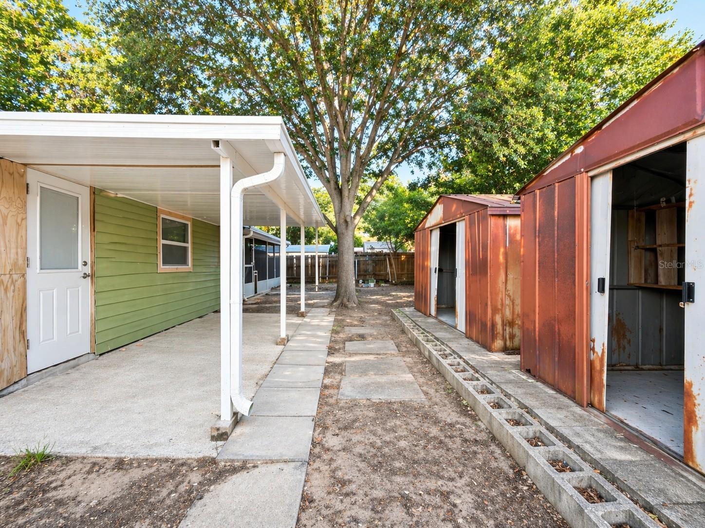 Image 9 of 11 For 7006 Valiant Court