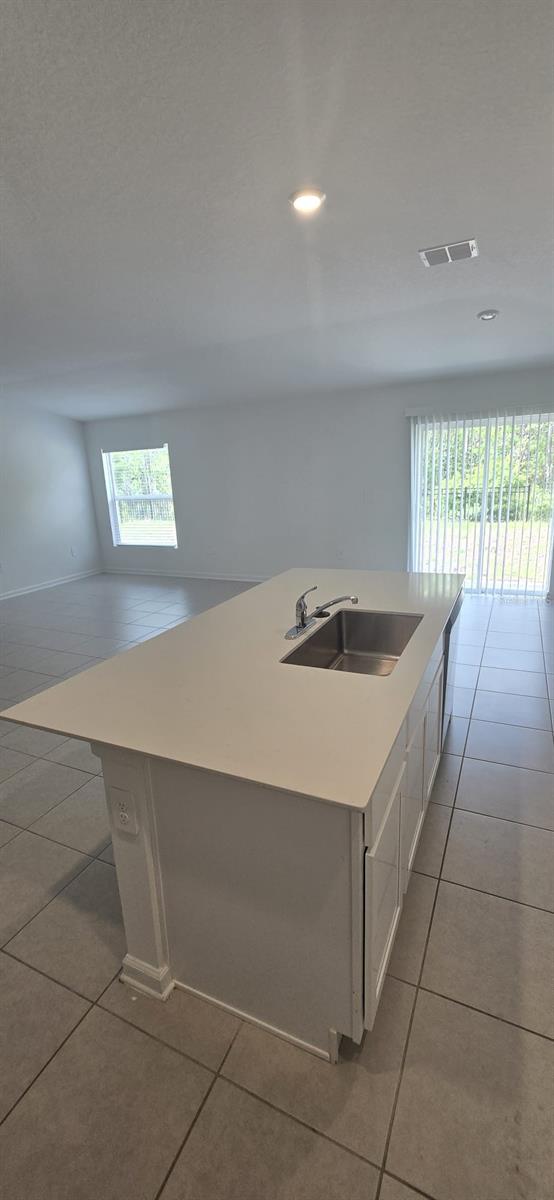 Image 4 of 11 For 5034 Barnet Drive