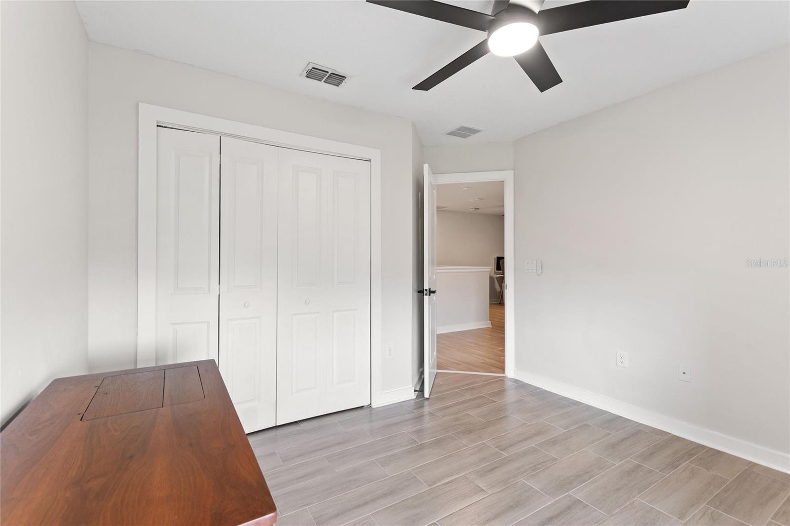 Image 26 of 66 For 8995 Fluffy Lie Court