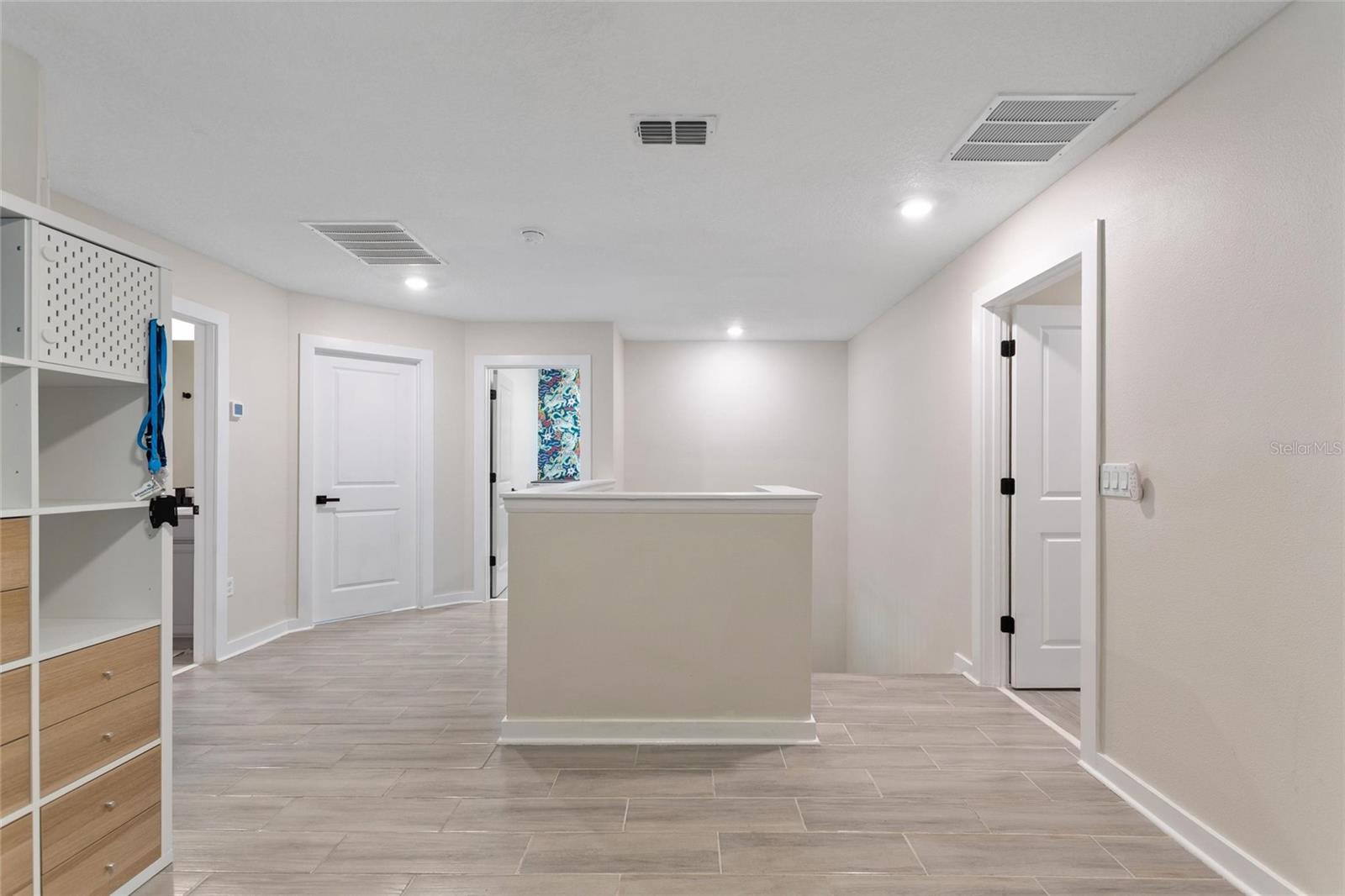 Image 33 of 66 For 8995 Fluffy Lie Court