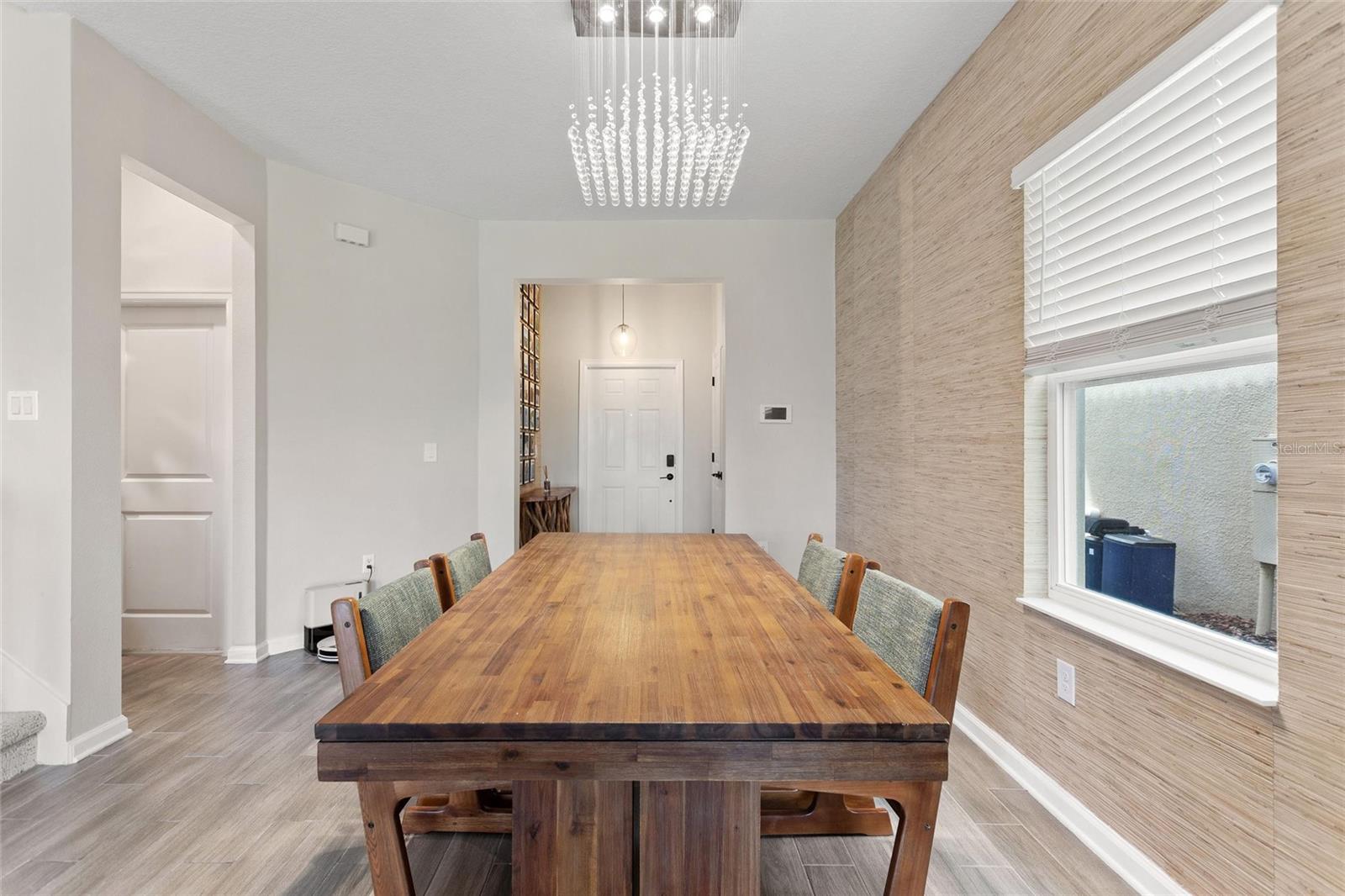 Image 6 of 66 For 8995 Fluffy Lie Court