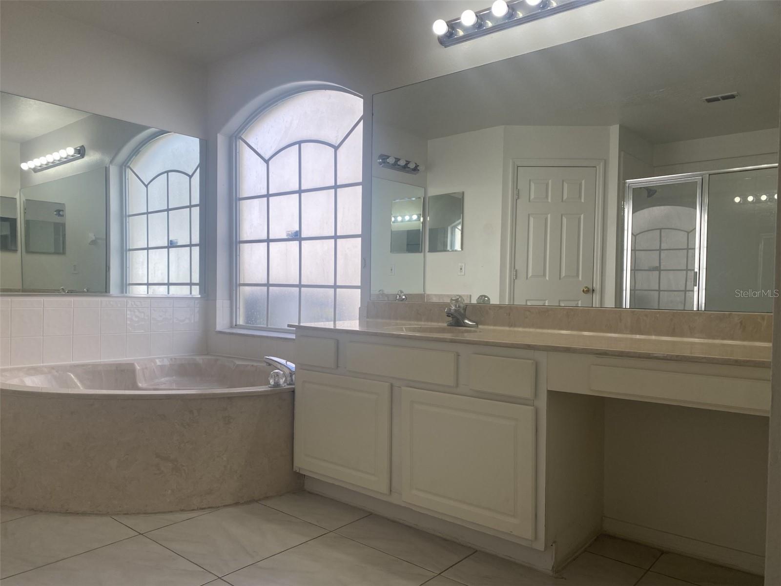 Image 21 of 37 For 1611 Capesterre Drive