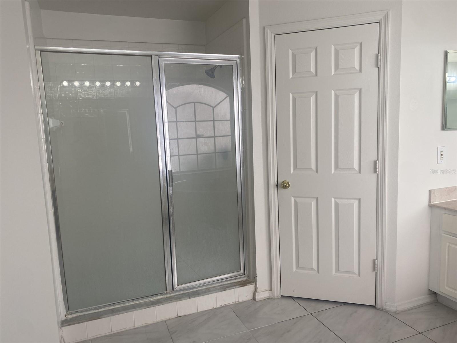 Image 23 of 37 For 1611 Capesterre Drive