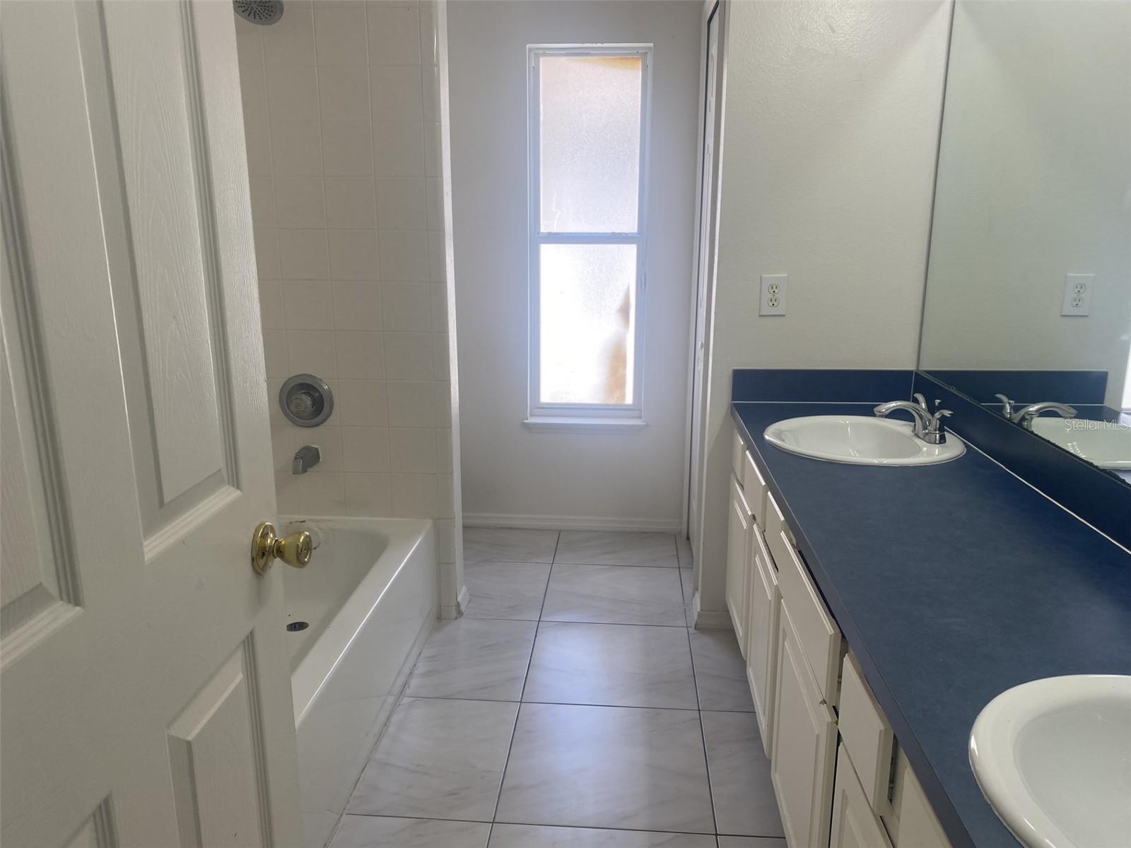 Image 29 of 37 For 1611 Capesterre Drive