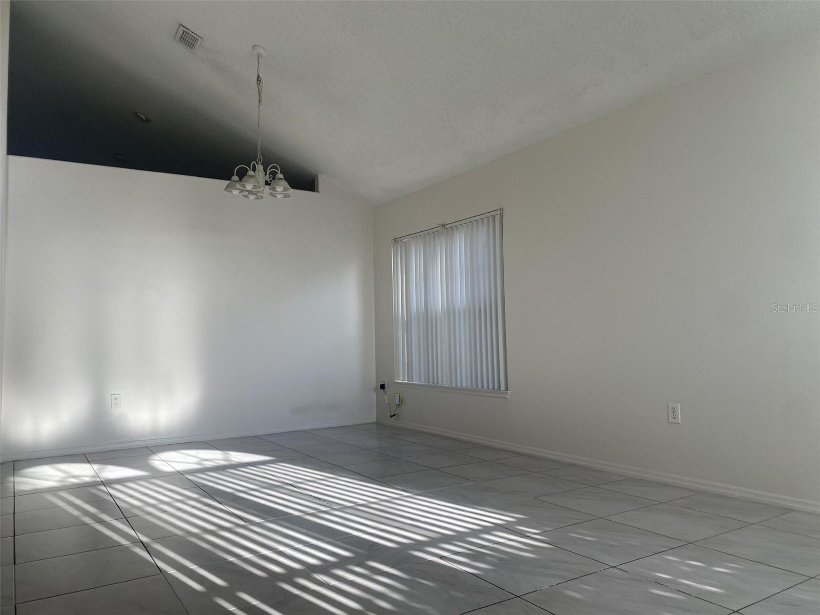 Image 7 of 37 For 1611 Capesterre Drive