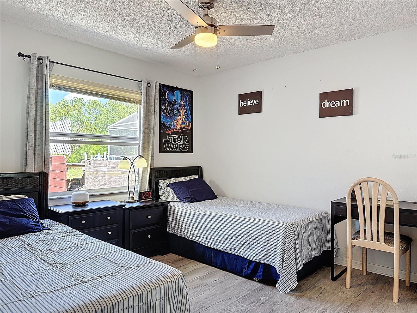 Image 12 of 21 For 566 Montana Avenue