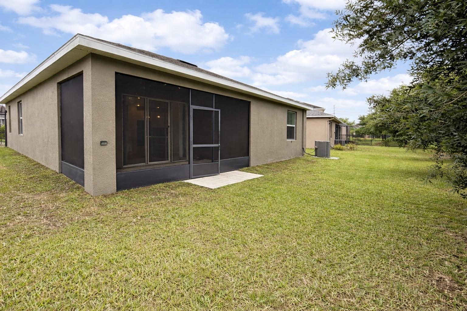 Image 10 of 29 For 3943 Cortland Drive