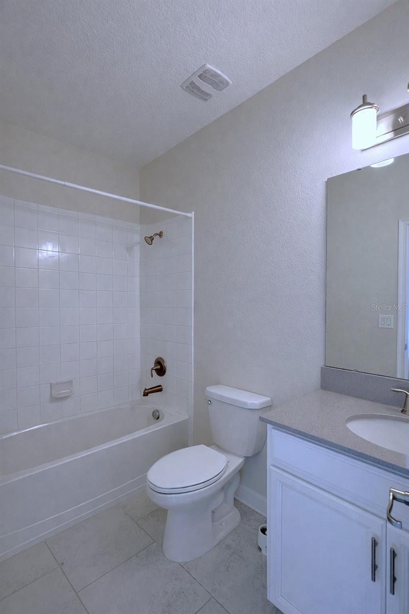 Image 18 of 29 For 3943 Cortland Drive