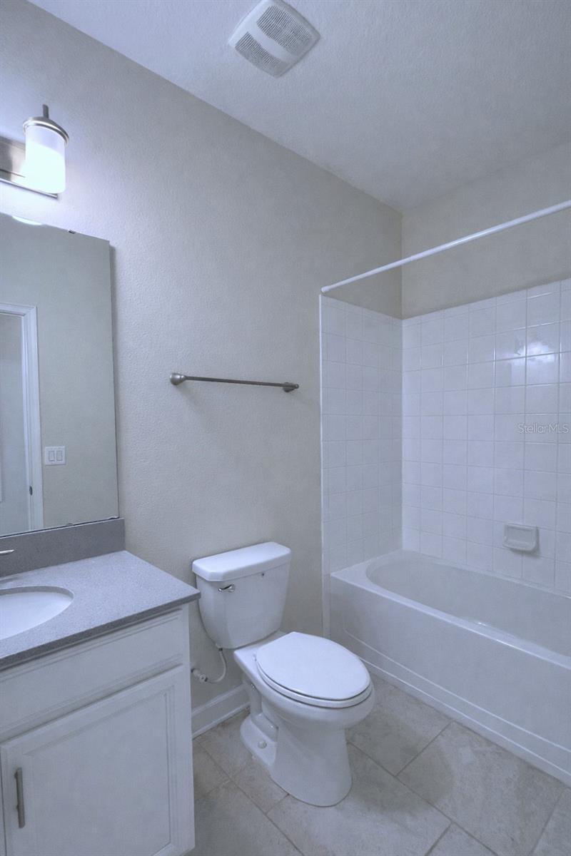 Image 21 of 29 For 3943 Cortland Drive