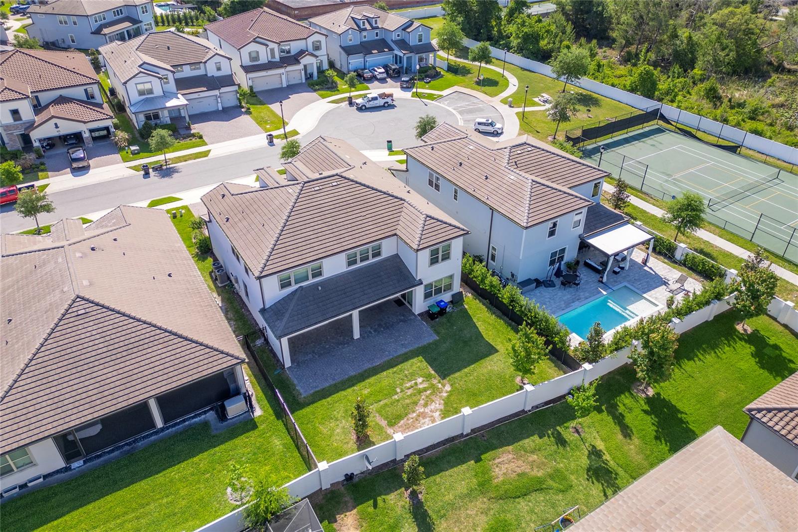 Image 11 of 56 For 9242 Hanging Vine Court