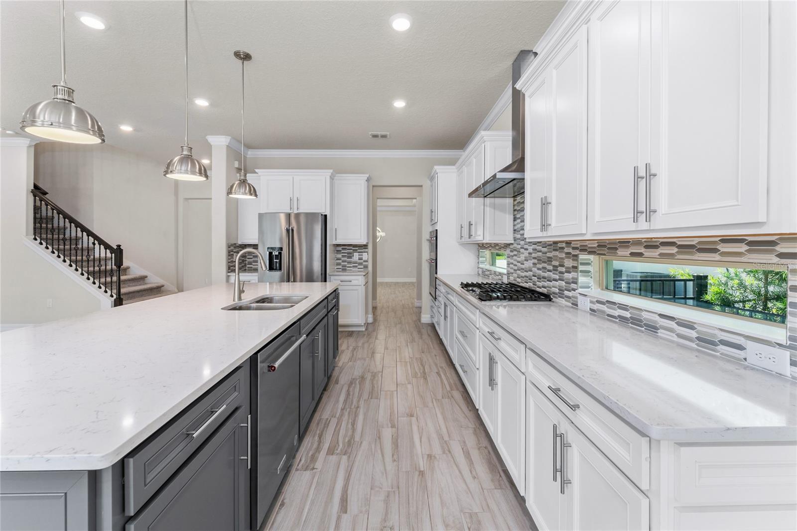 Image 23 of 56 For 9242 Hanging Vine Court