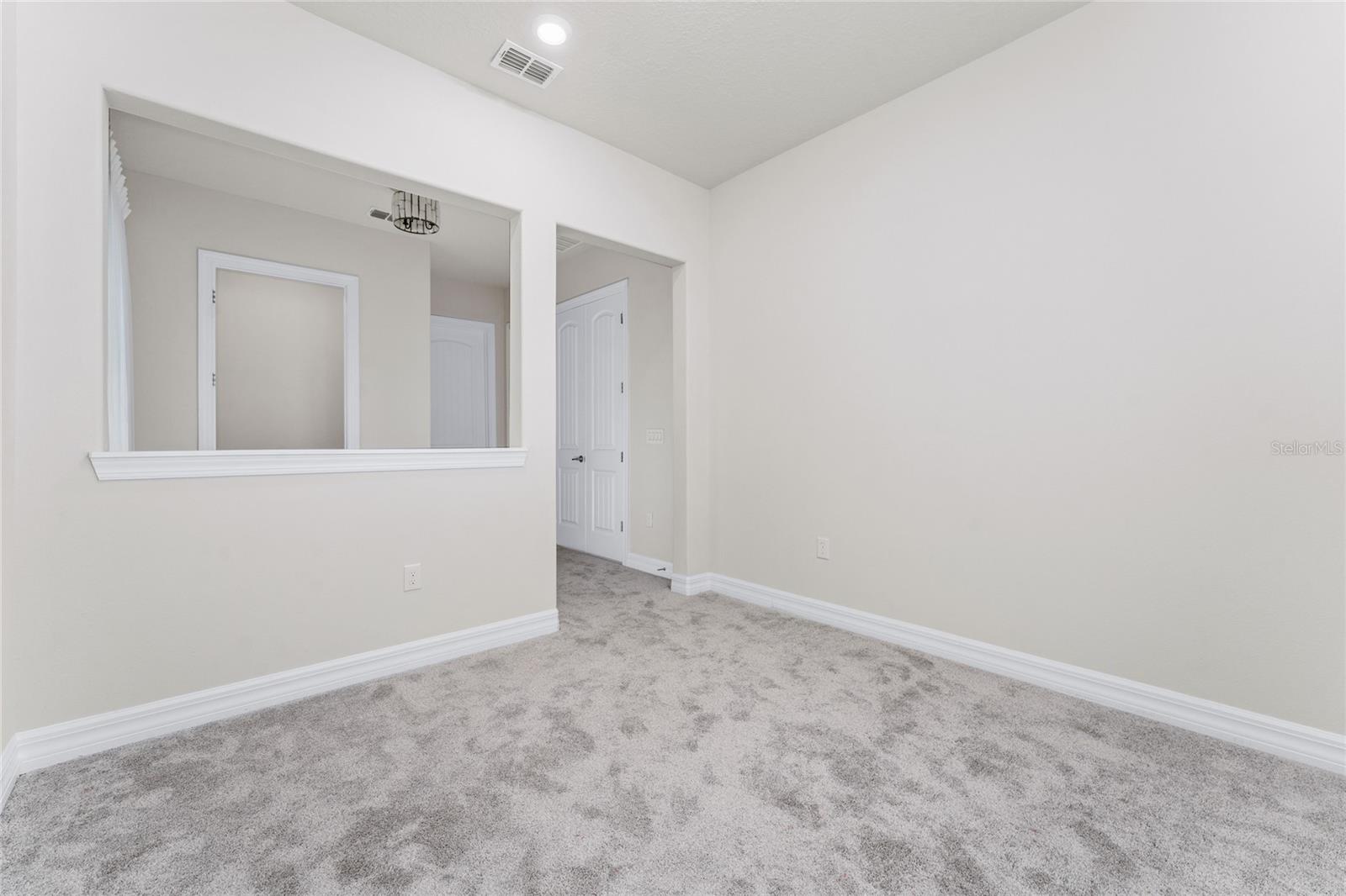 Image 30 of 56 For 9242 Hanging Vine Court