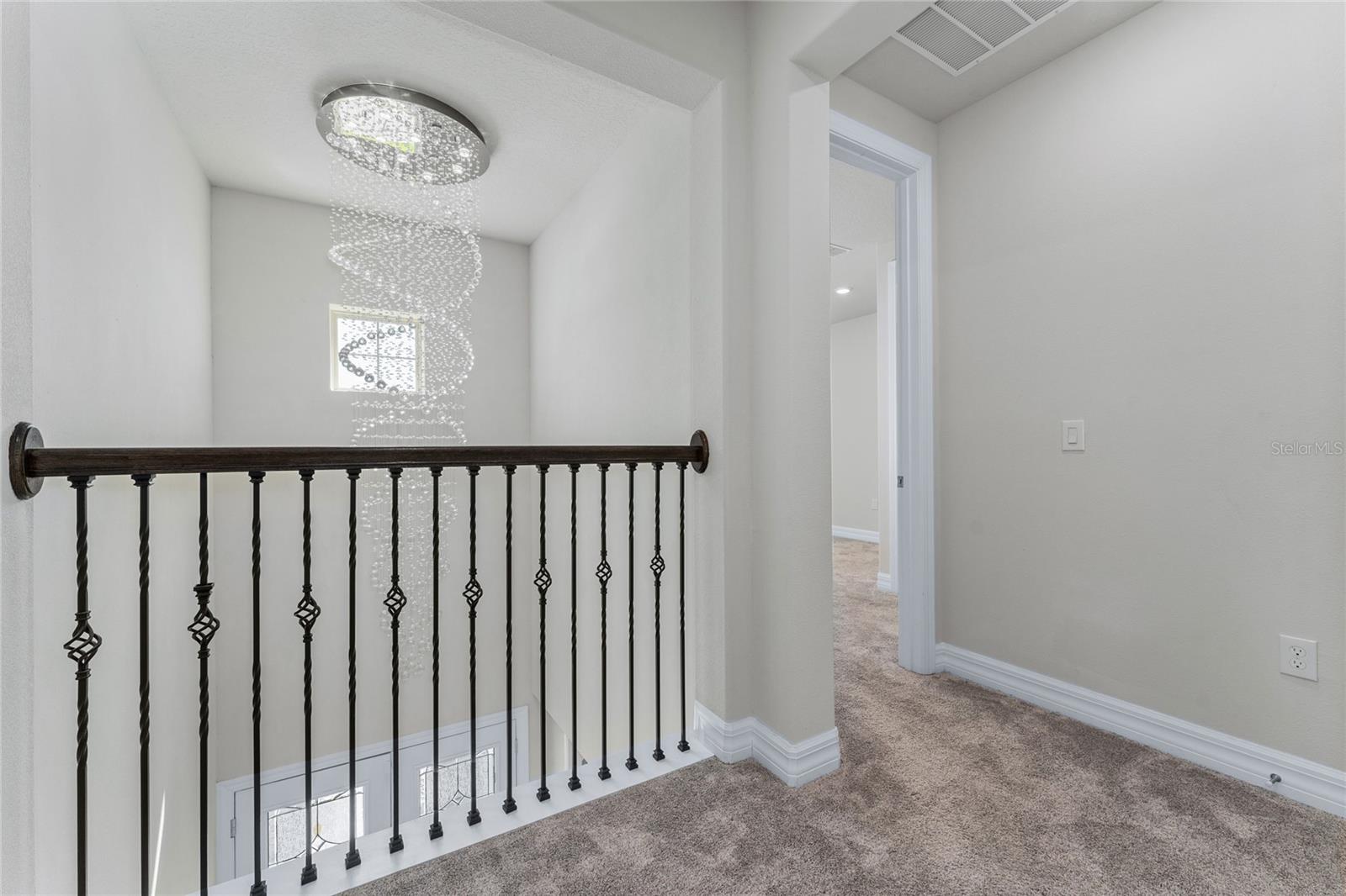 Image 34 of 56 For 9242 Hanging Vine Court