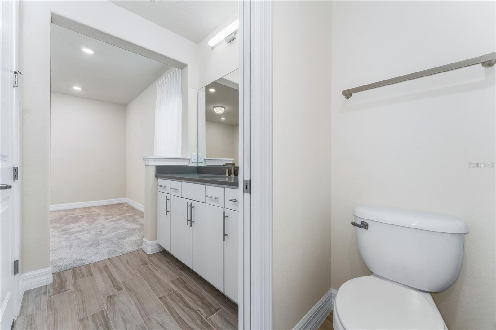 Image 41 of 56 For 9242 Hanging Vine Court