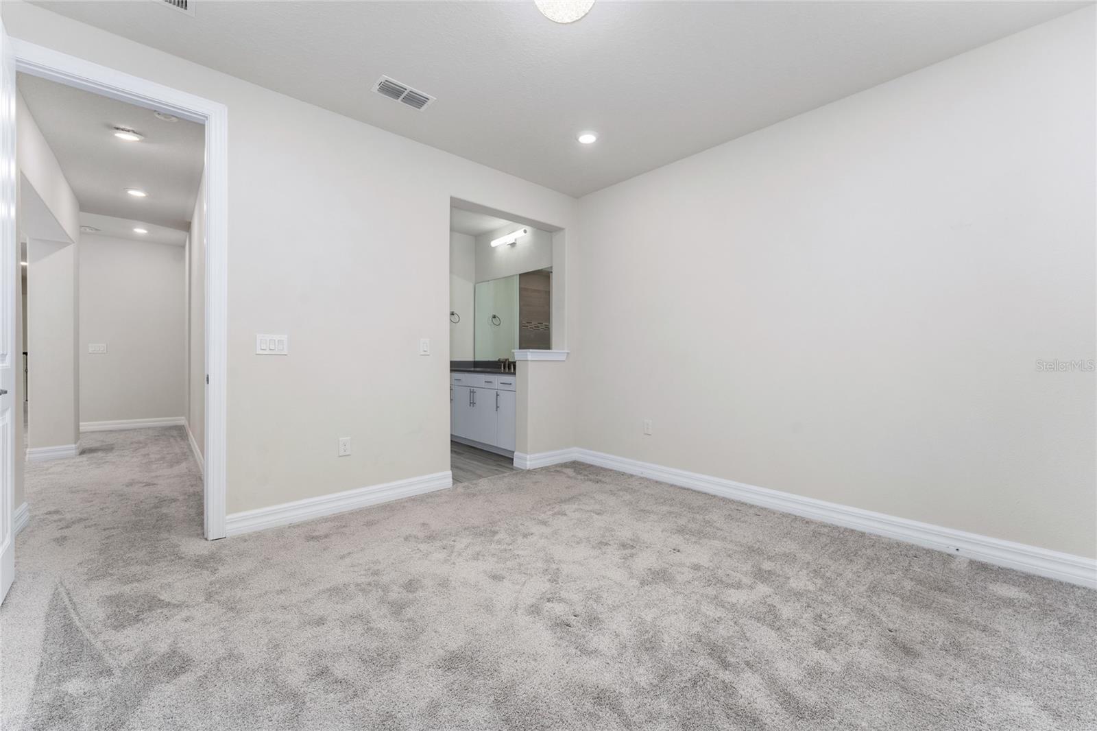 Image 43 of 56 For 9242 Hanging Vine Court