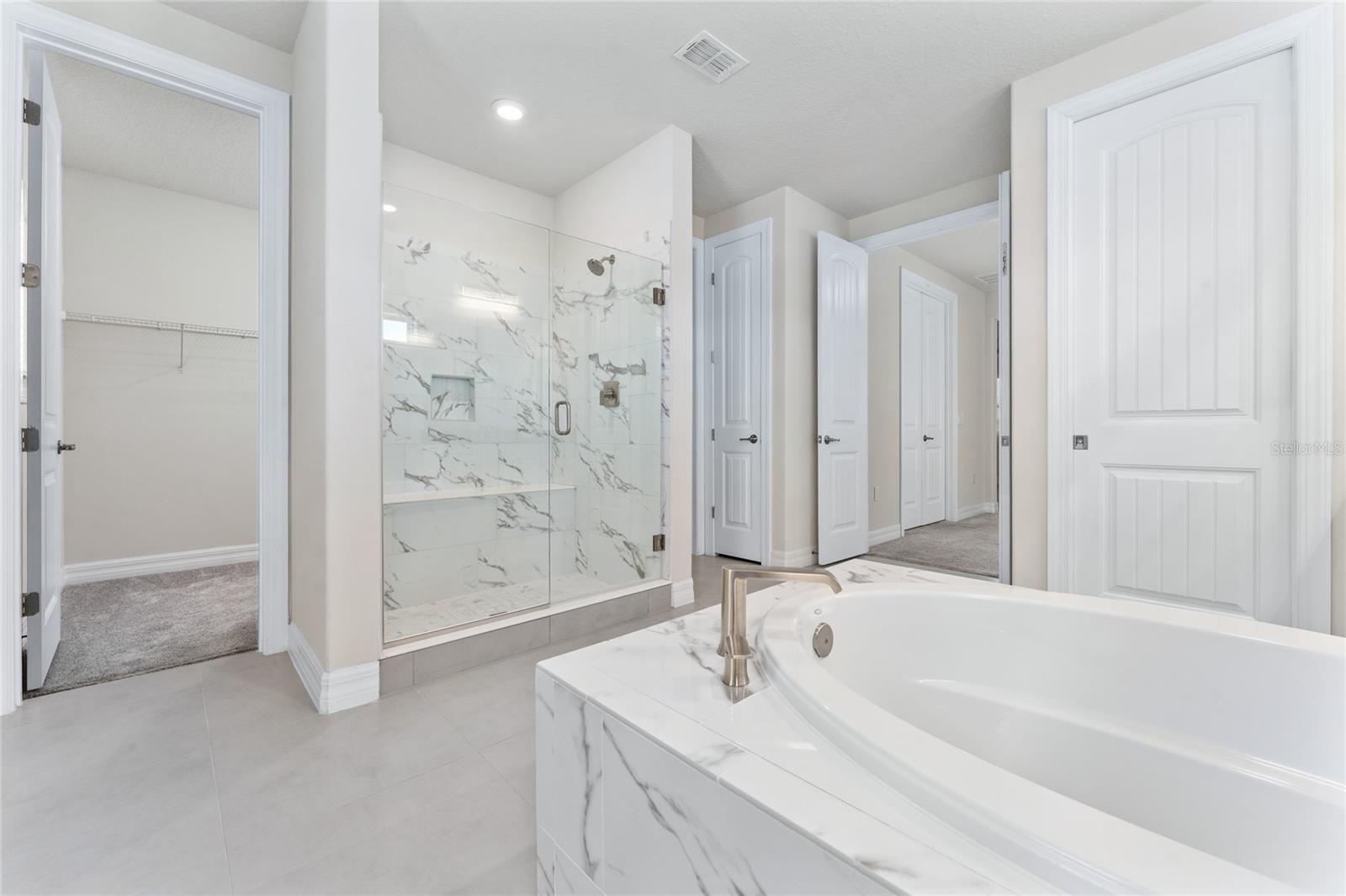 Image 48 of 56 For 9242 Hanging Vine Court