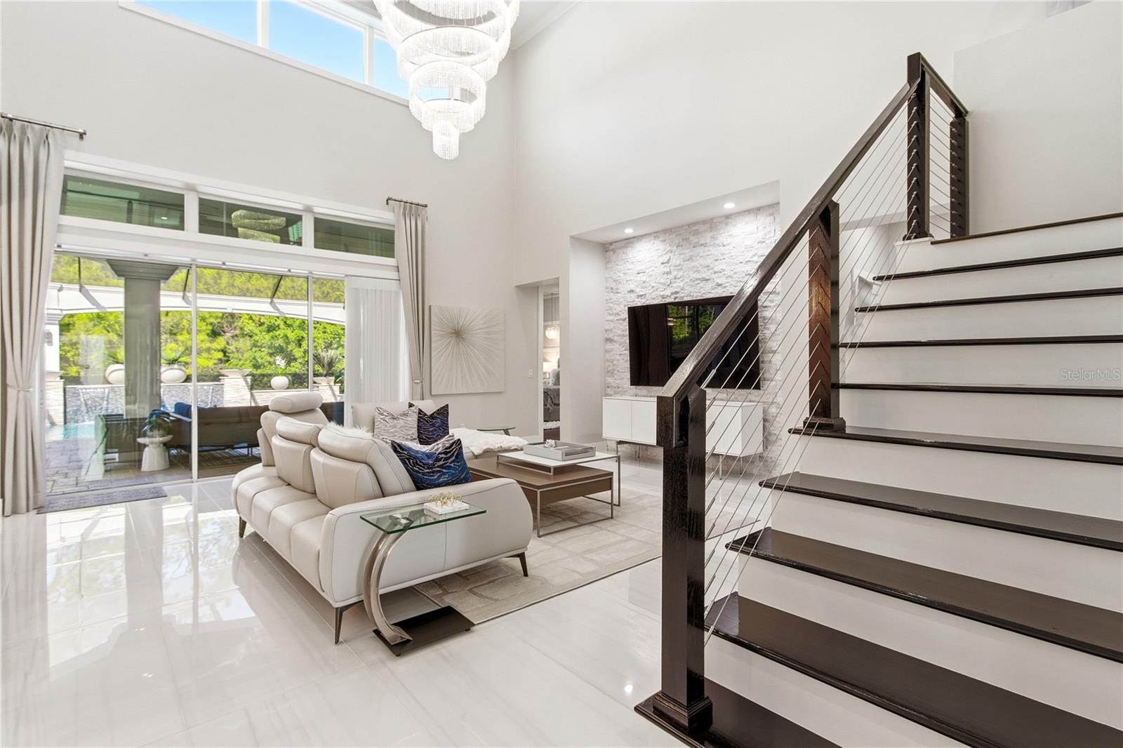 Image 19 of 99 For 12875 Upper Harden Ave