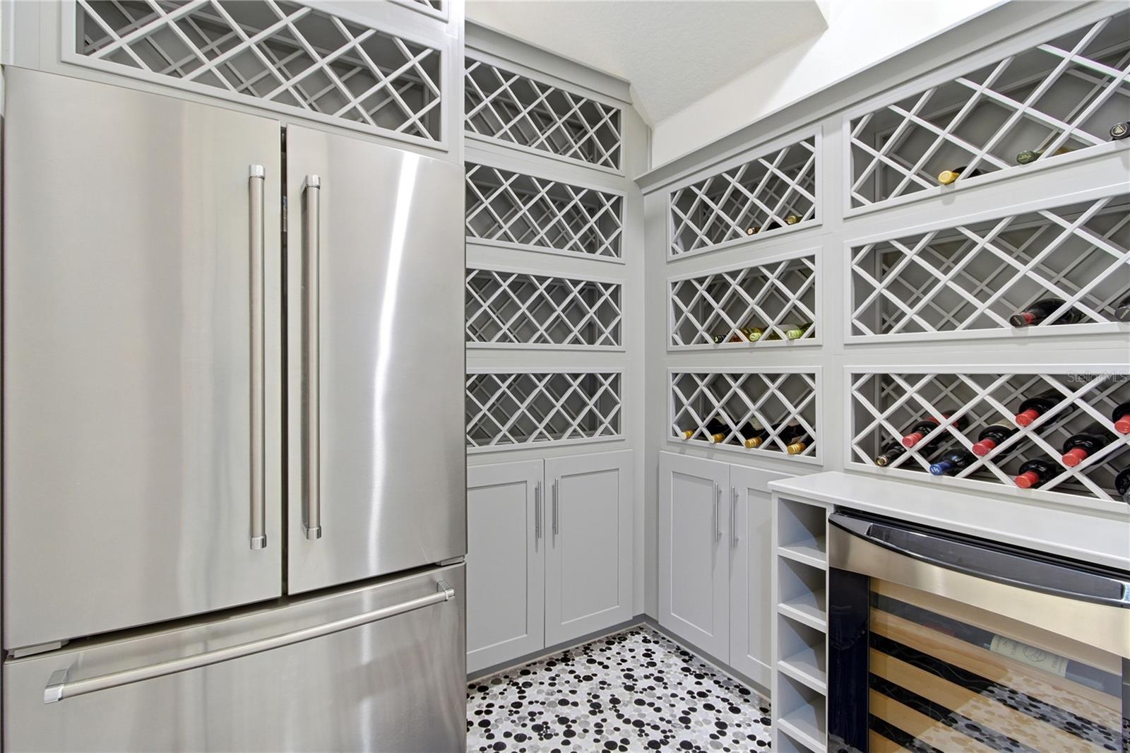 Image 27 of 99 For 12875 Upper Harden Ave